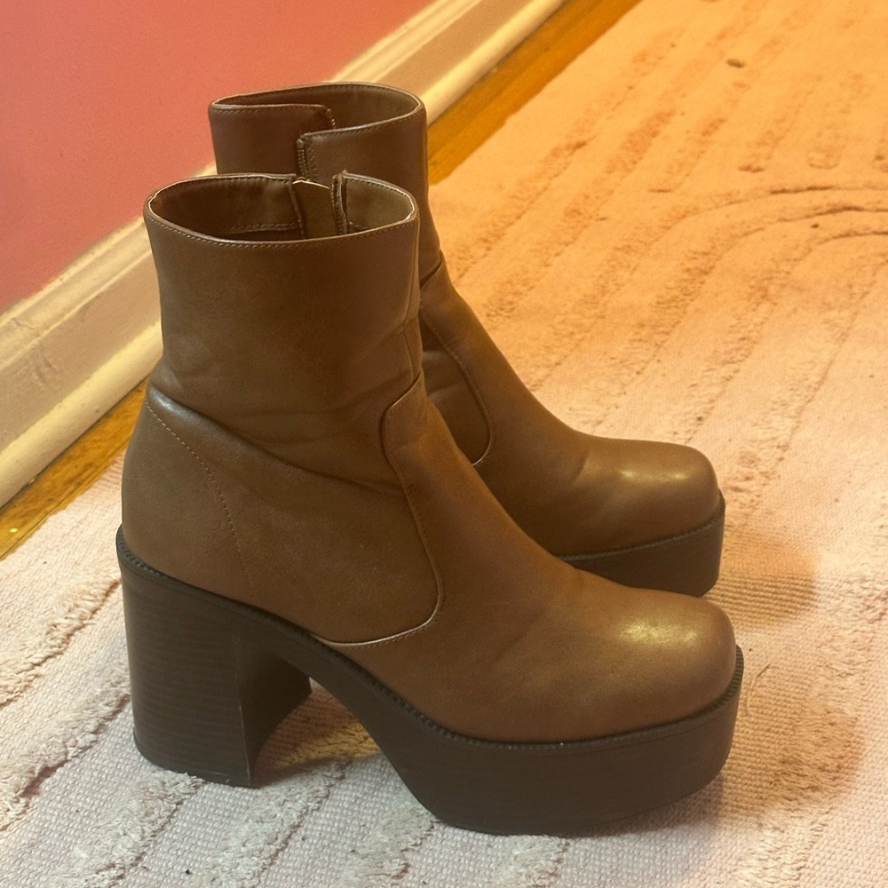 Madden Girl Tan Heeled Boots